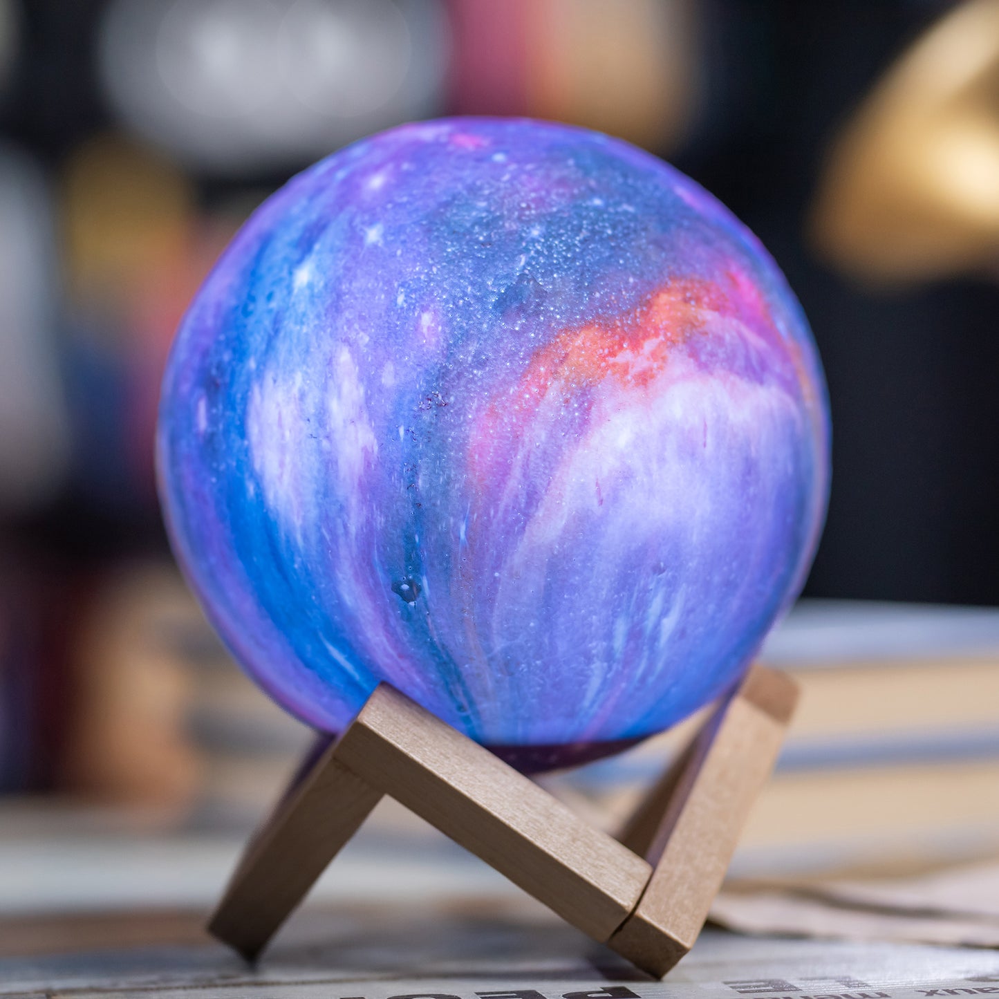 5.9 inch Moon Lamp Bluetooth Speaker