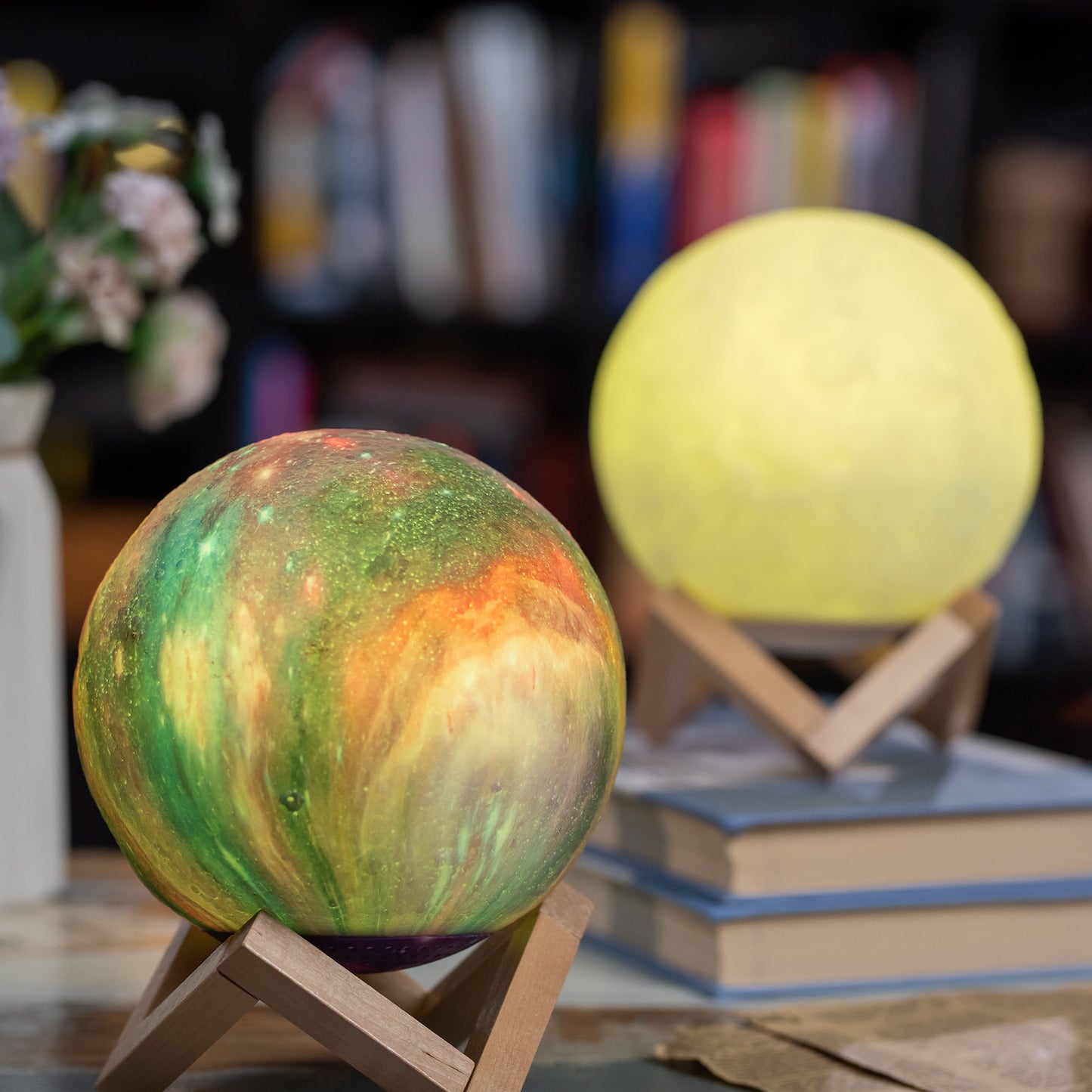 5.9 inch Moon Lamp Bluetooth Speaker